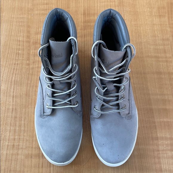 Timberland Leather Ankle Sneaker Boots Womens Size 8 - Picture 3 of 12